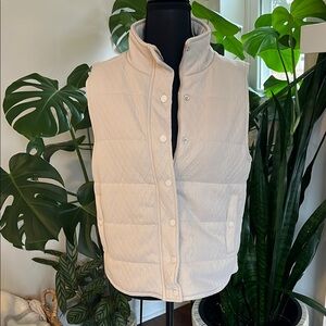 Elegant Off-White Quilted Vest